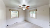409 Garland Ct, Waukesha, WI 53188