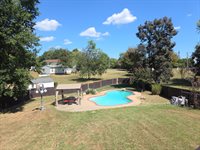 6 Whitestone Dr, Stafford, VA 22556