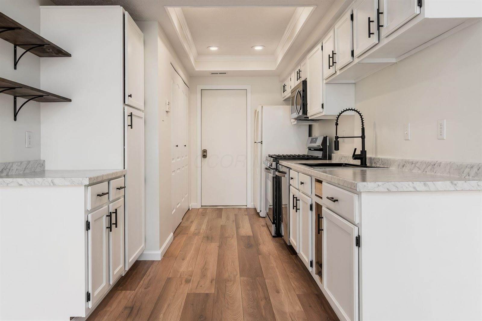 4883 Berry Leaf Place, Hilliard, OH 43026