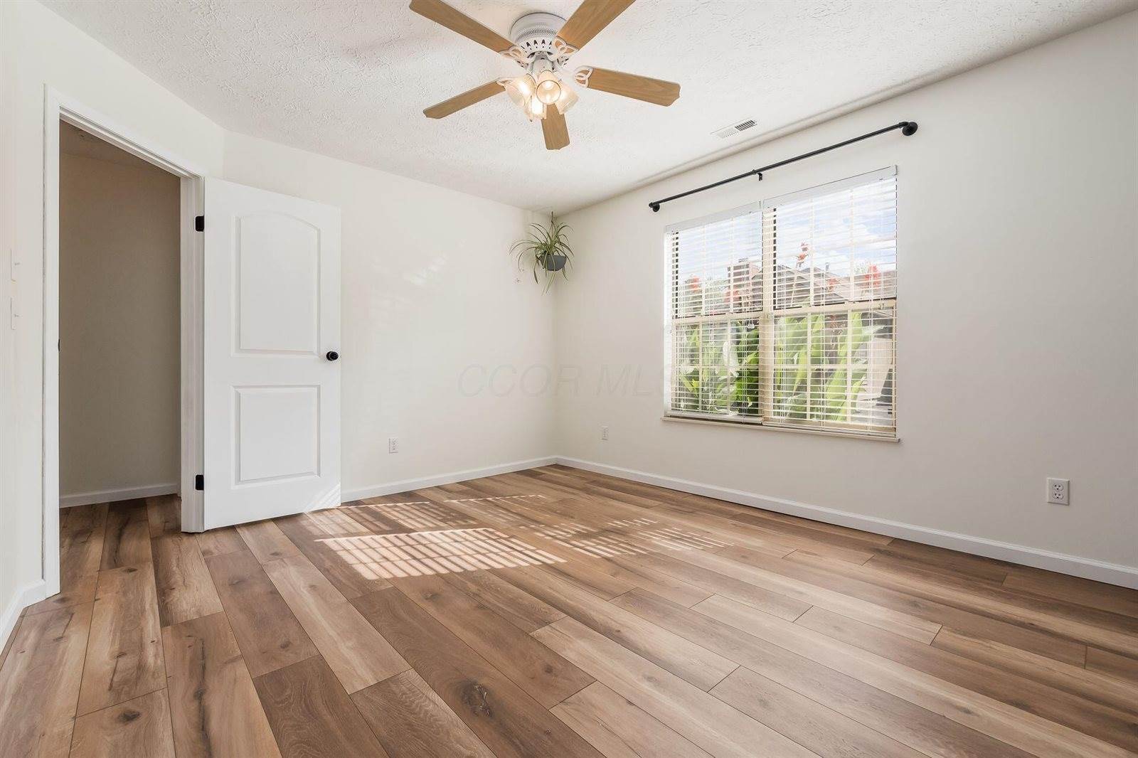 4883 Berry Leaf Place, Hilliard, OH 43026