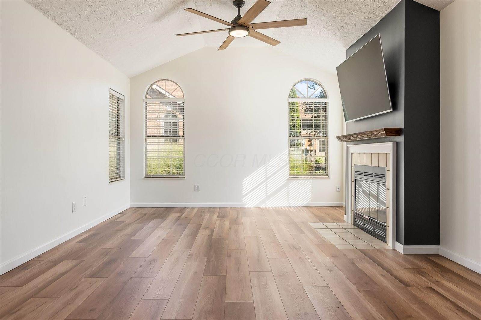 4883 Berry Leaf Place, Hilliard, OH 43026