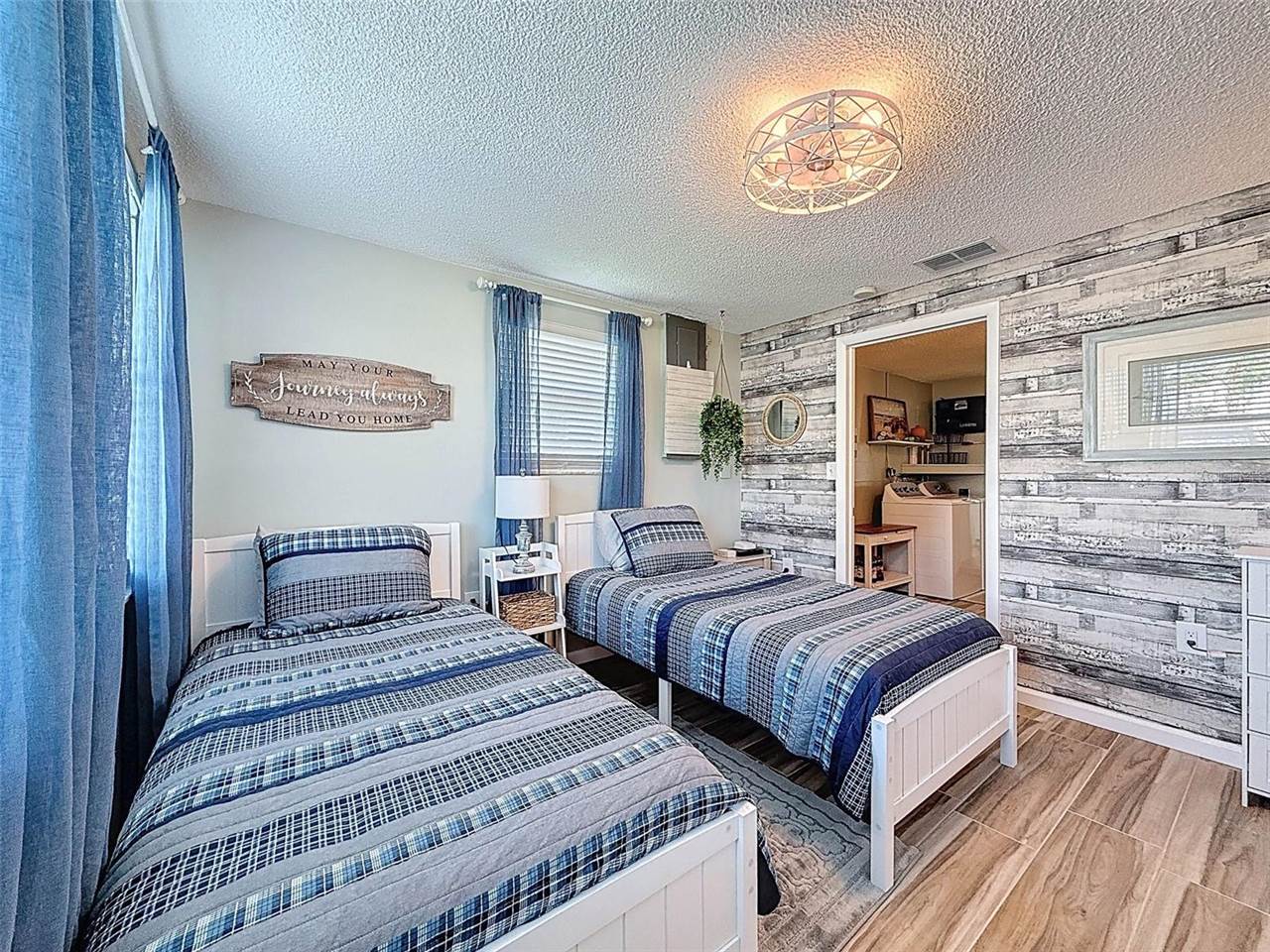 13738 Victor Avenue, Hudson, FL 34667