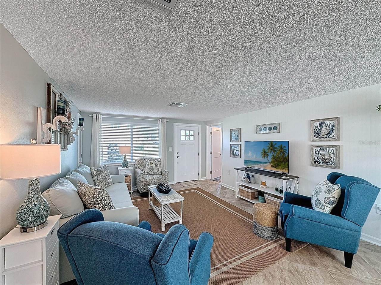 13738 Victor Avenue, Hudson, FL 34667