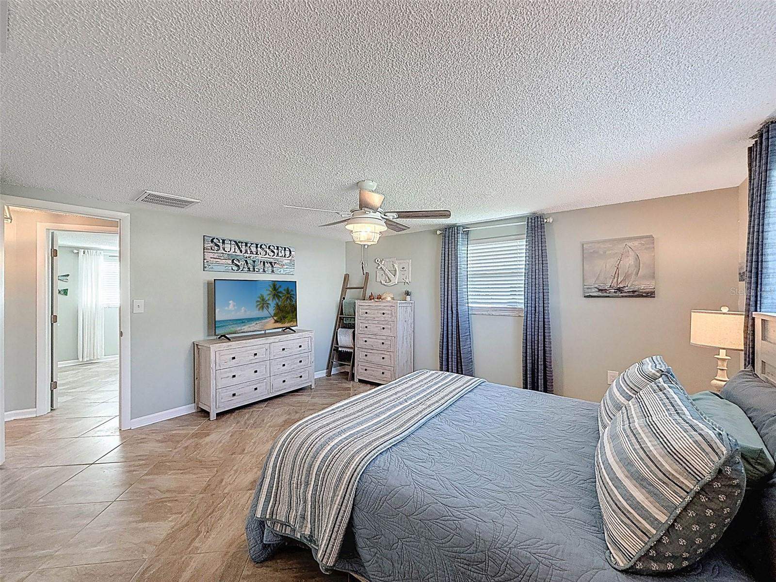 13738 Victor Avenue, Hudson, FL 34667