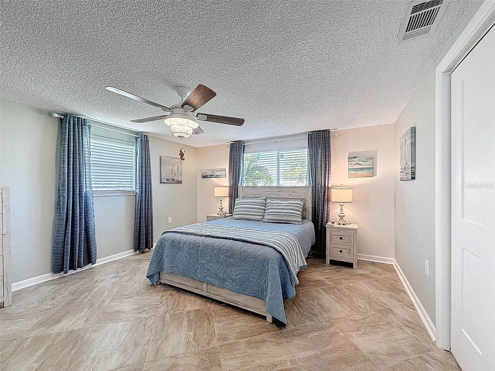 13738 Victor Avenue, Hudson, FL 34667