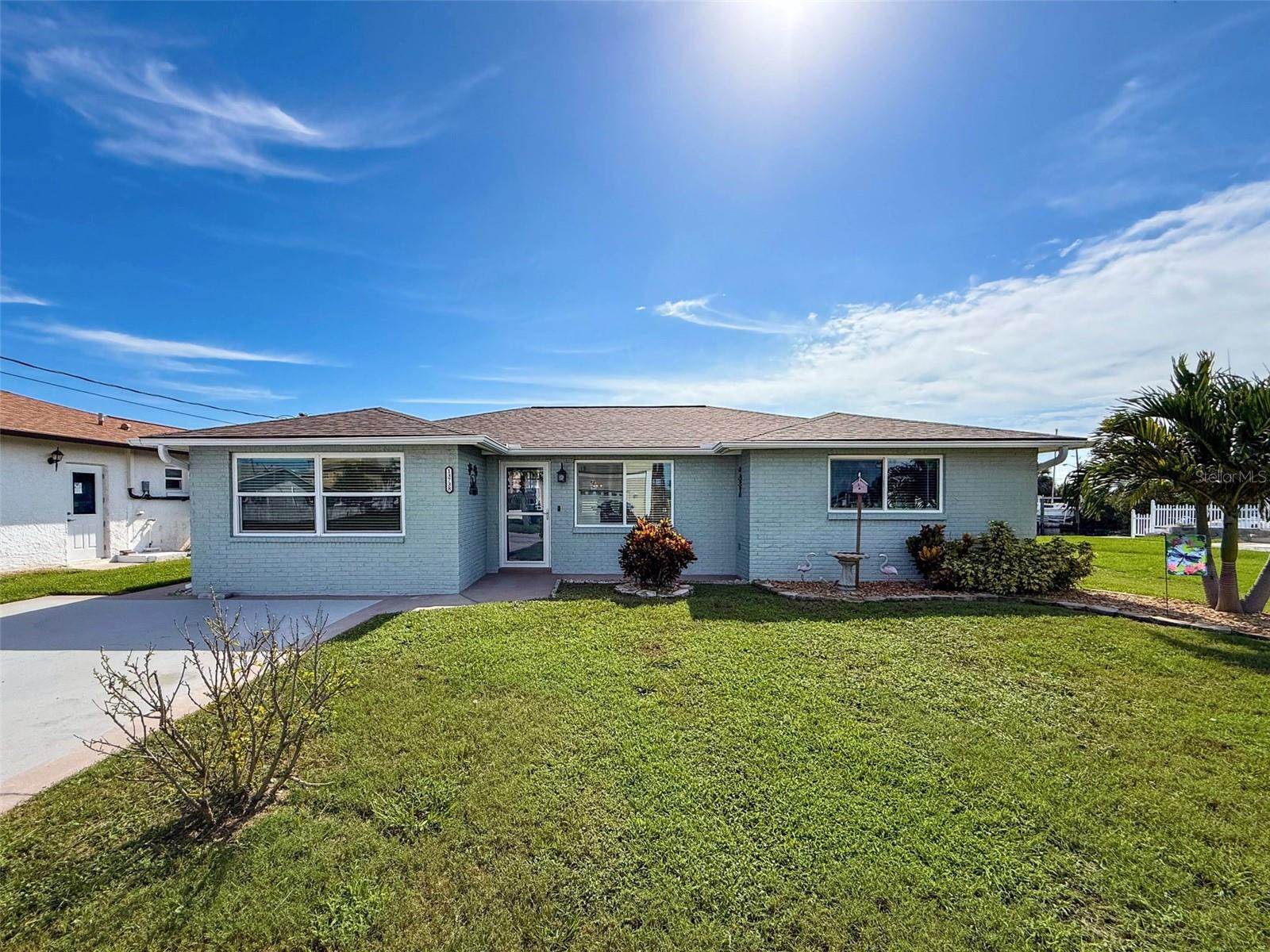 13738 Victor Avenue, Hudson, FL 34667