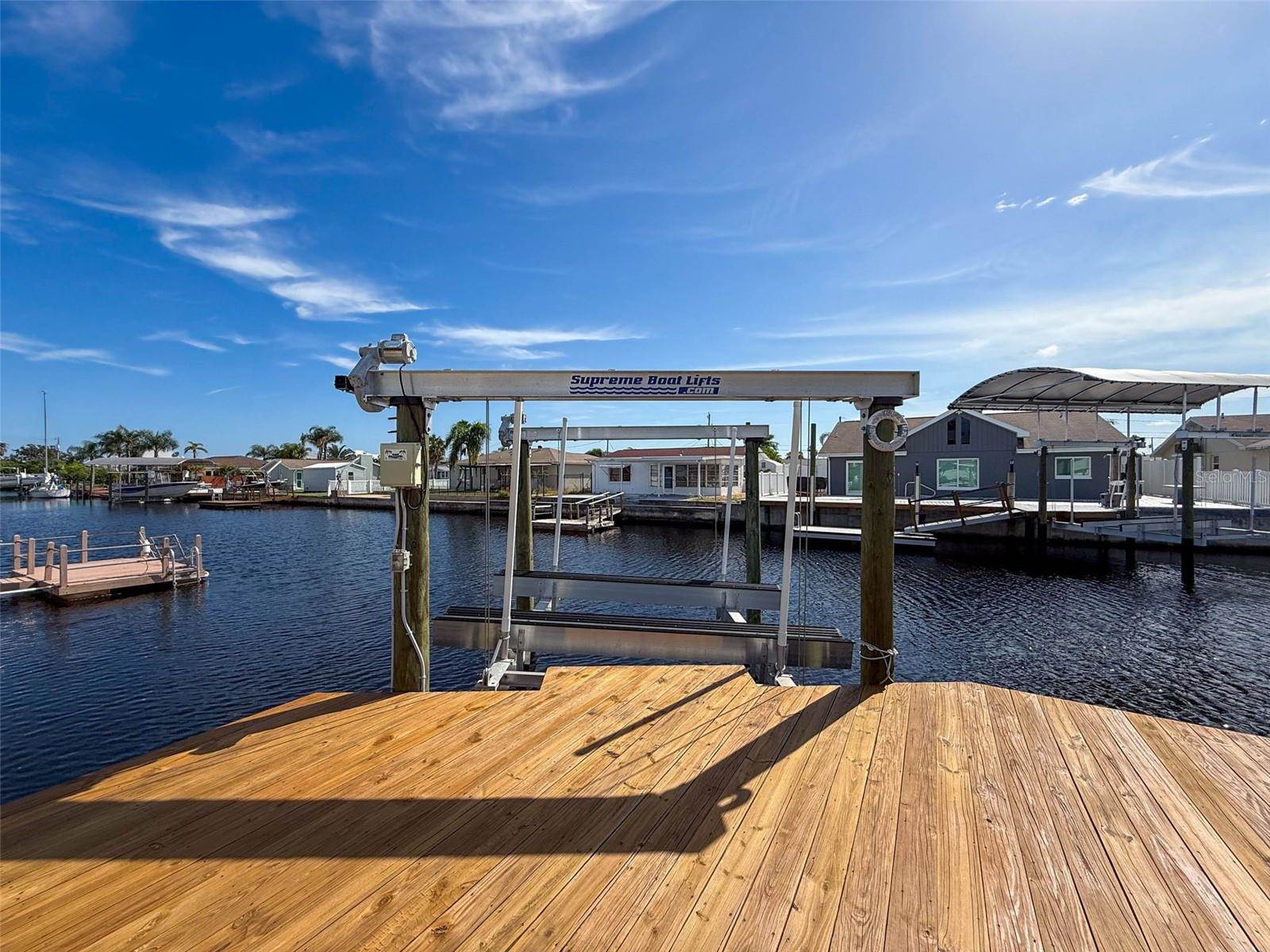 13738 Victor Avenue, Hudson, FL 34667