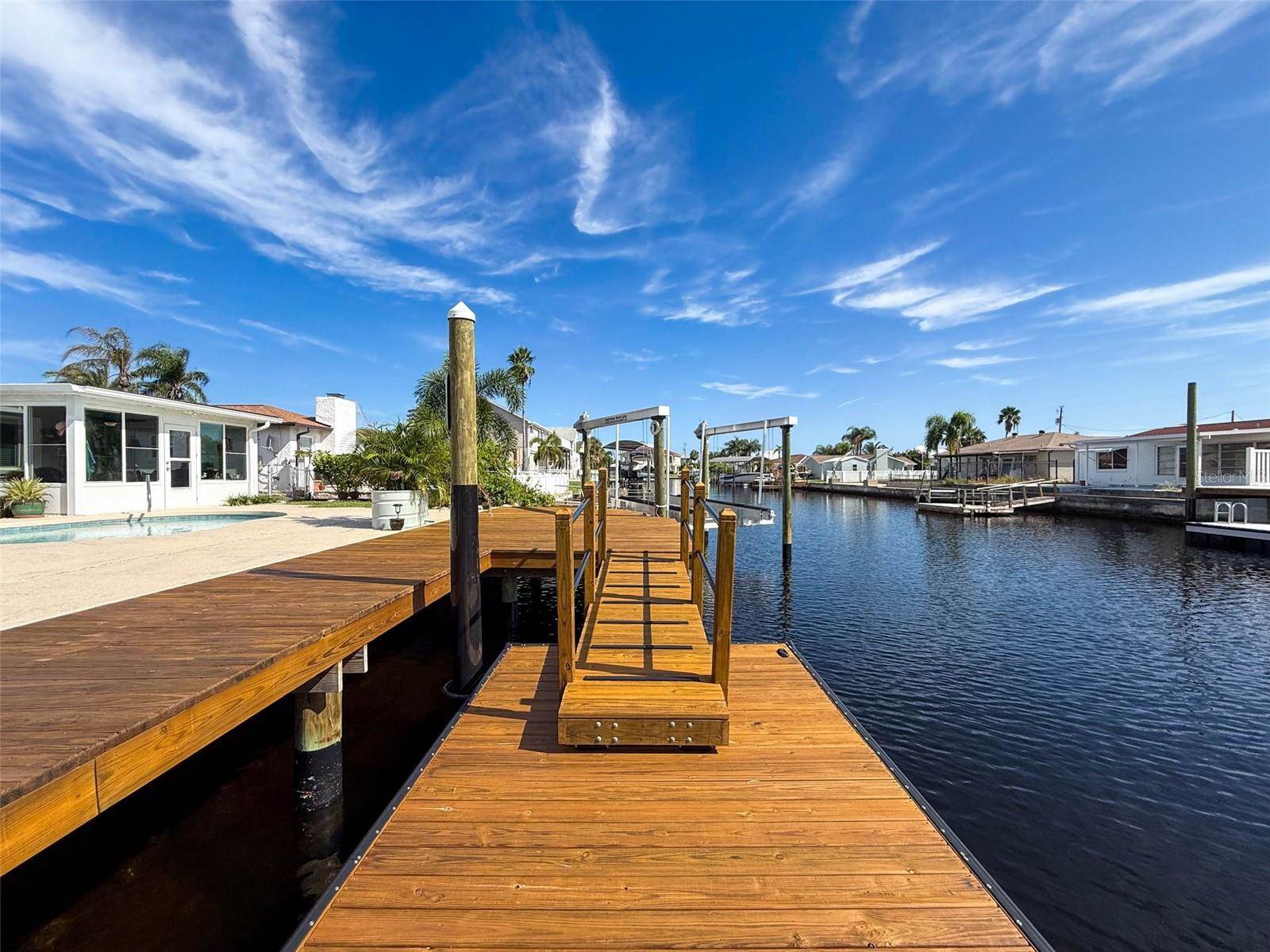 13738 Victor Avenue, Hudson, FL 34667