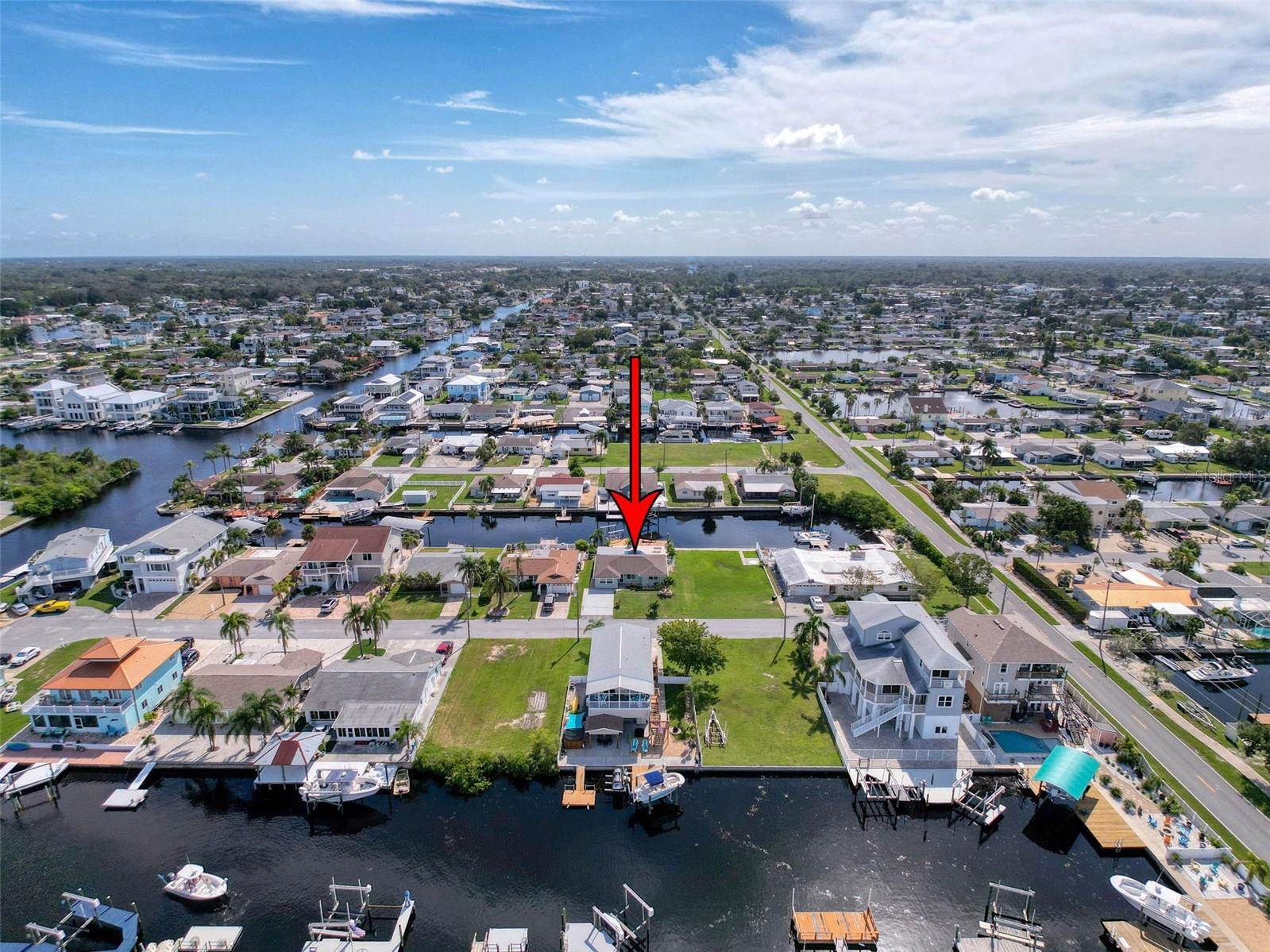 13738 Victor Avenue, Hudson, FL 34667