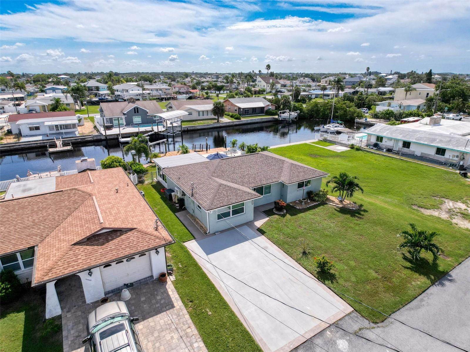 13738 Victor Avenue, Hudson, FL 34667