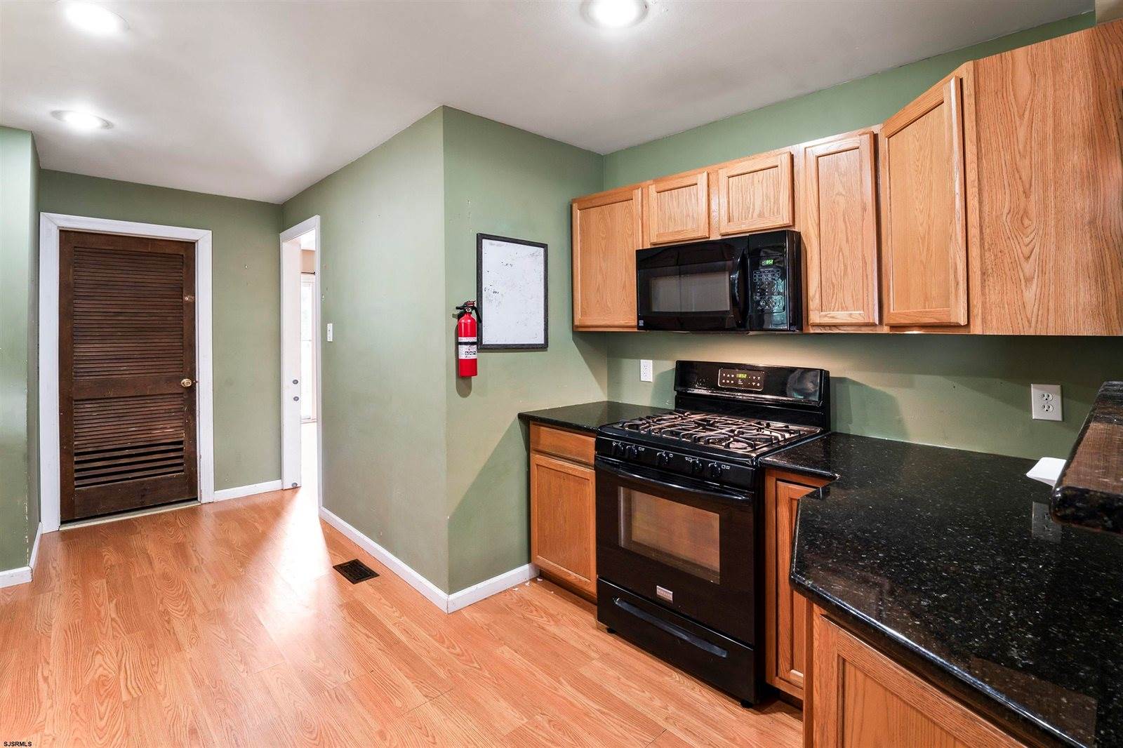 420 Spring Rd Road, Hammonton, NJ 08037