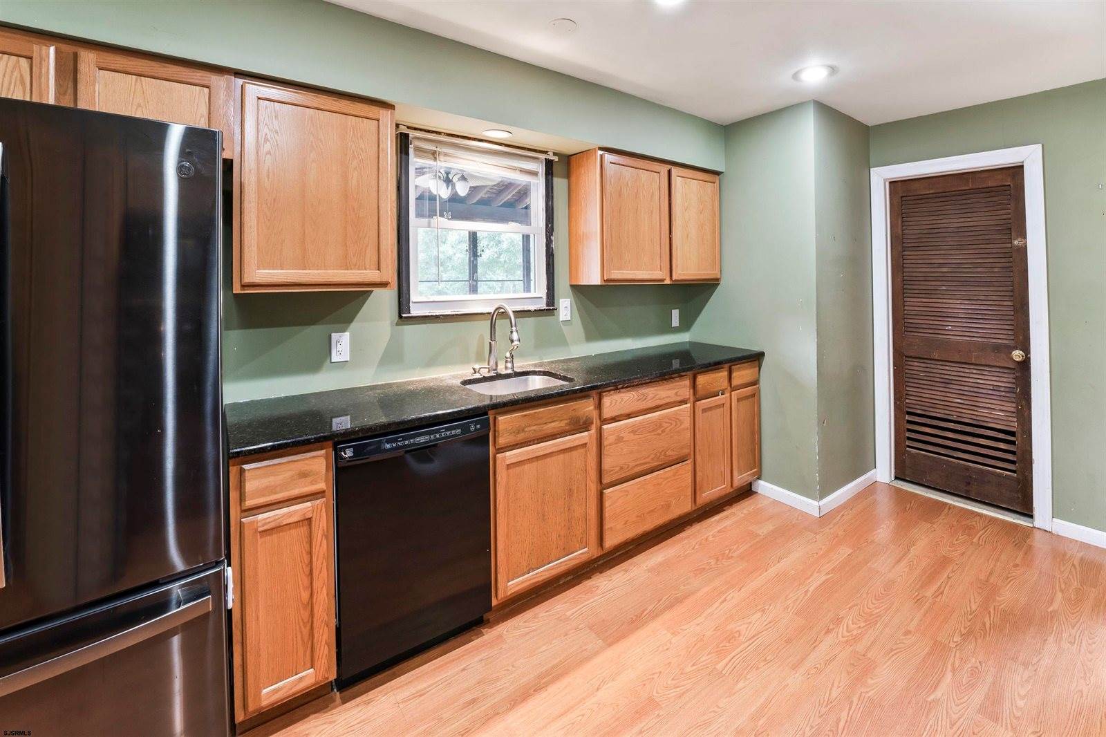 420 Spring Rd Road, Hammonton, NJ 08037