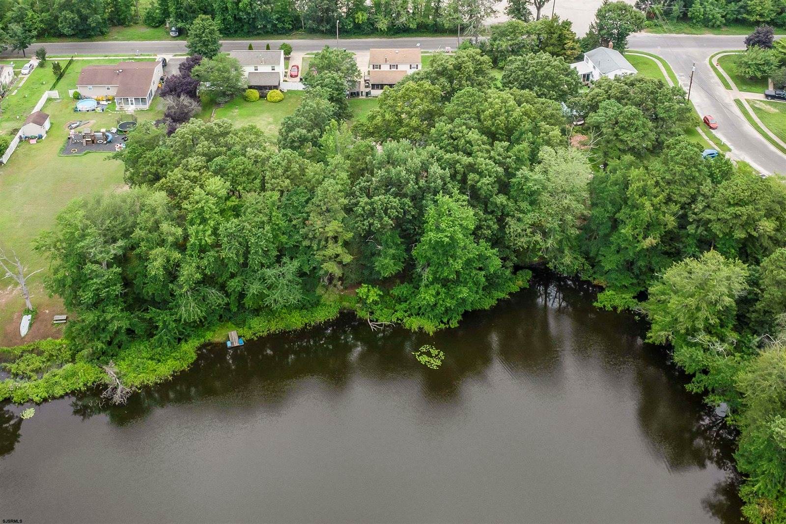 420 Spring Rd Road, Hammonton, NJ 08037