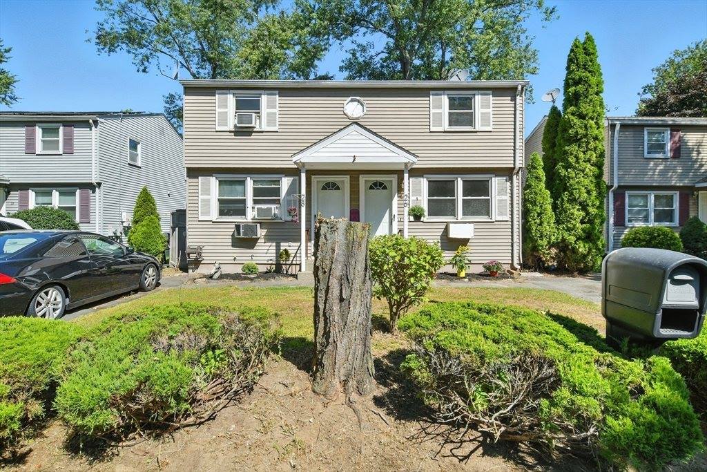26-28 Moulton St, Springfield, MA 01118