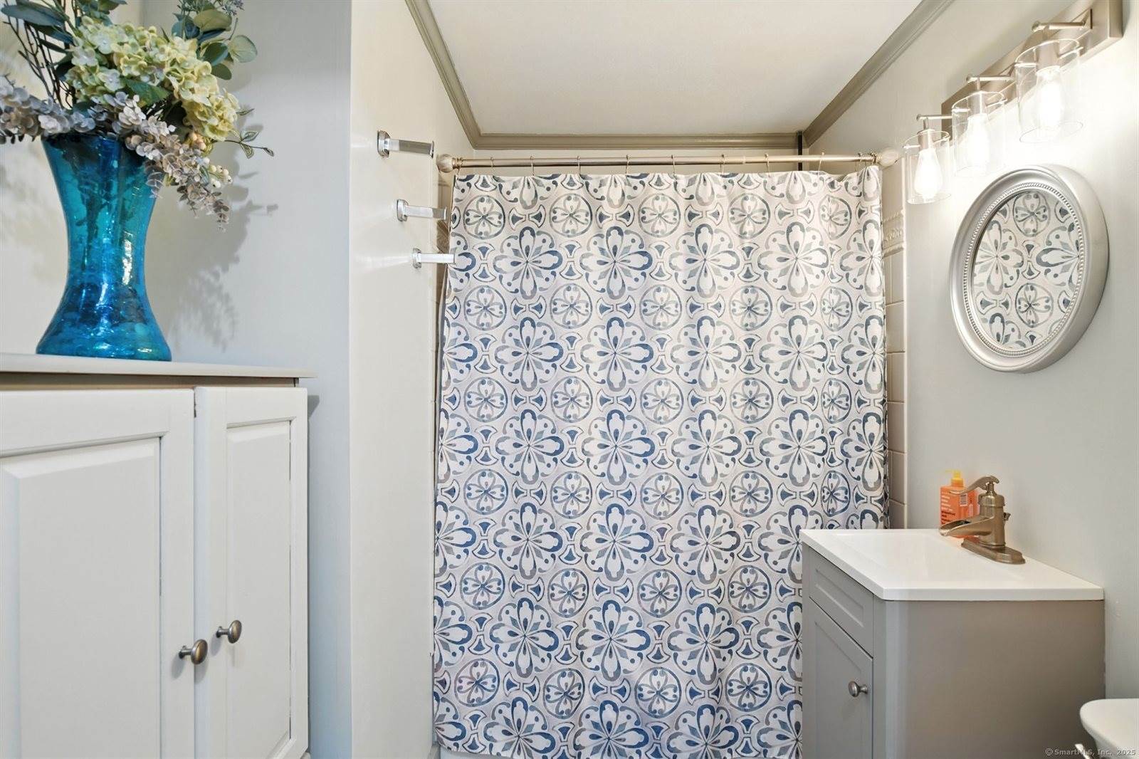 14 Avon, Enfield, CT 06082