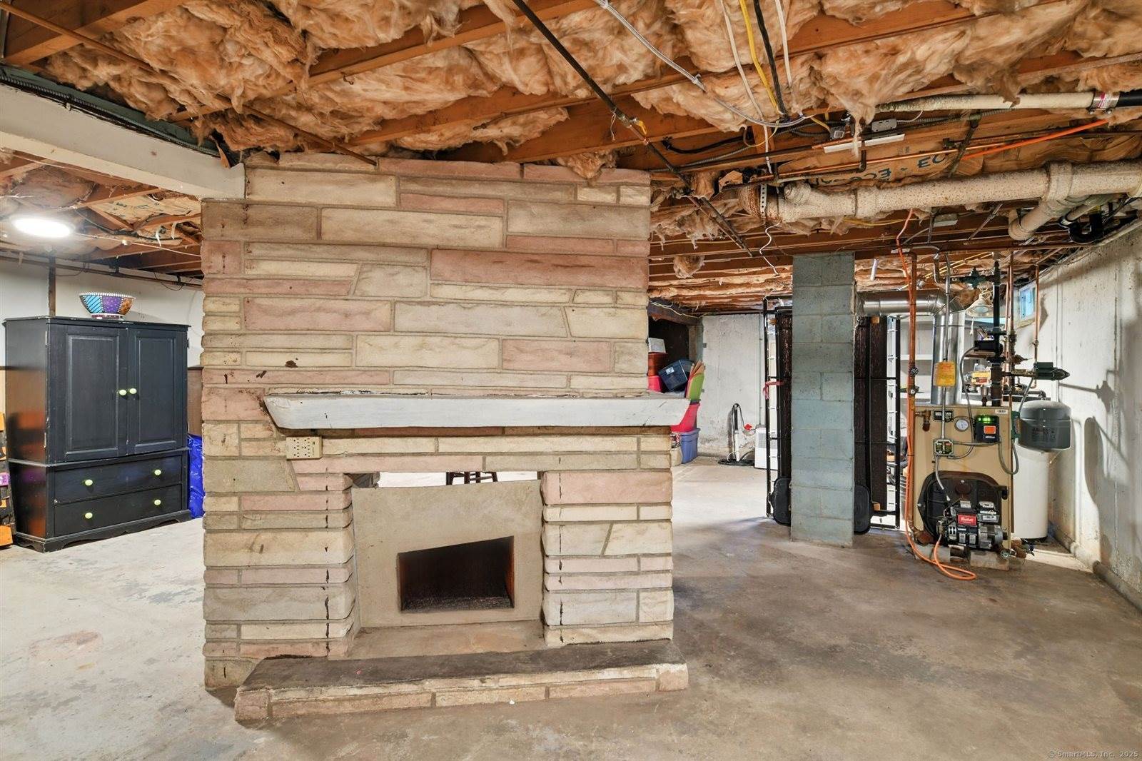 14 Avon, Enfield, CT 06082