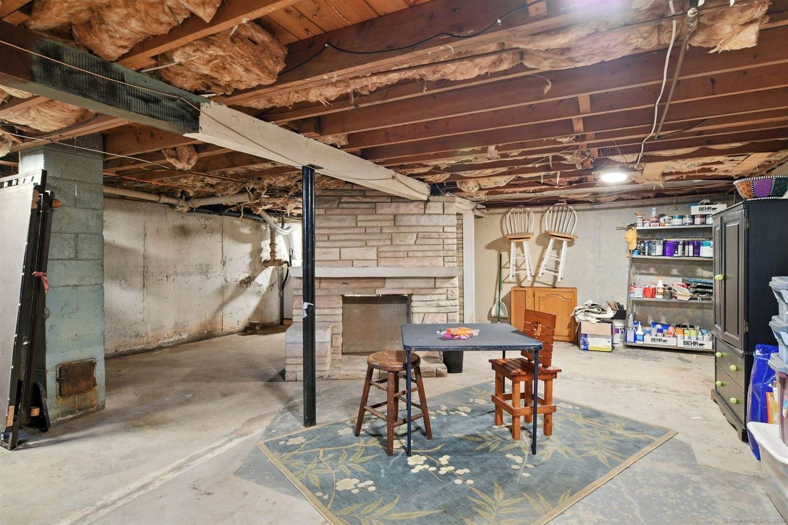 14 Avon, Enfield, CT 06082