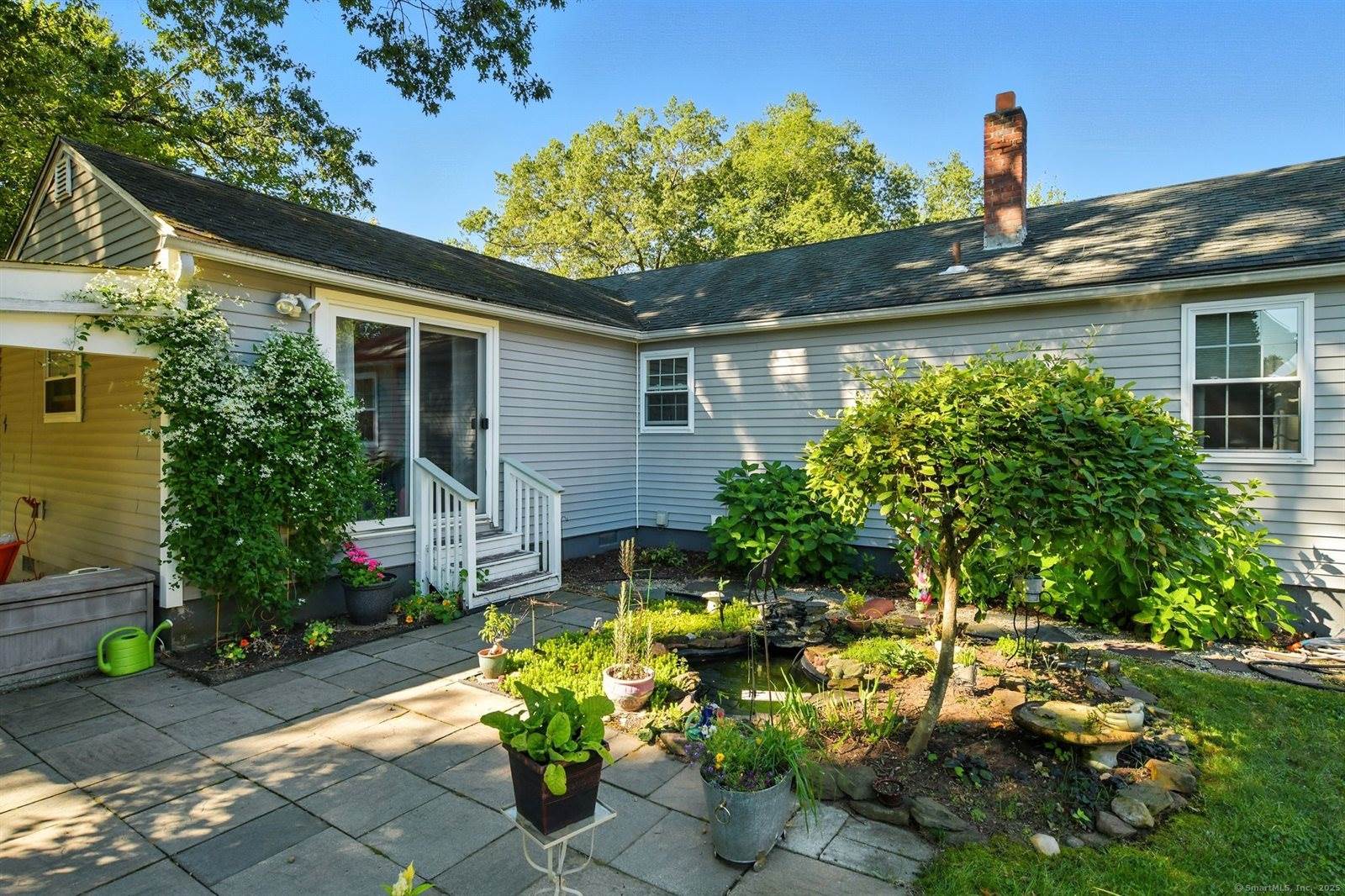 14 Avon, Enfield, CT 06082