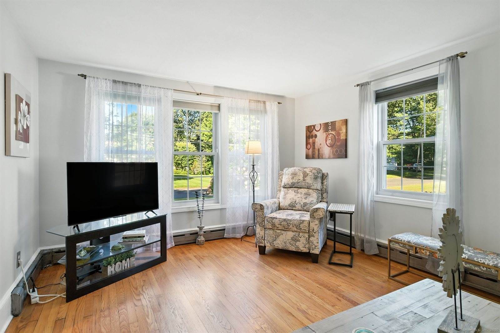 14 Avon, Enfield, CT 06082