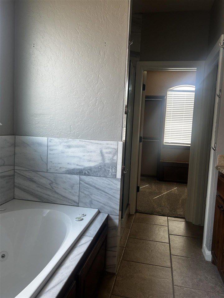 1225 Pebble Trail, Elgin, OK 73538