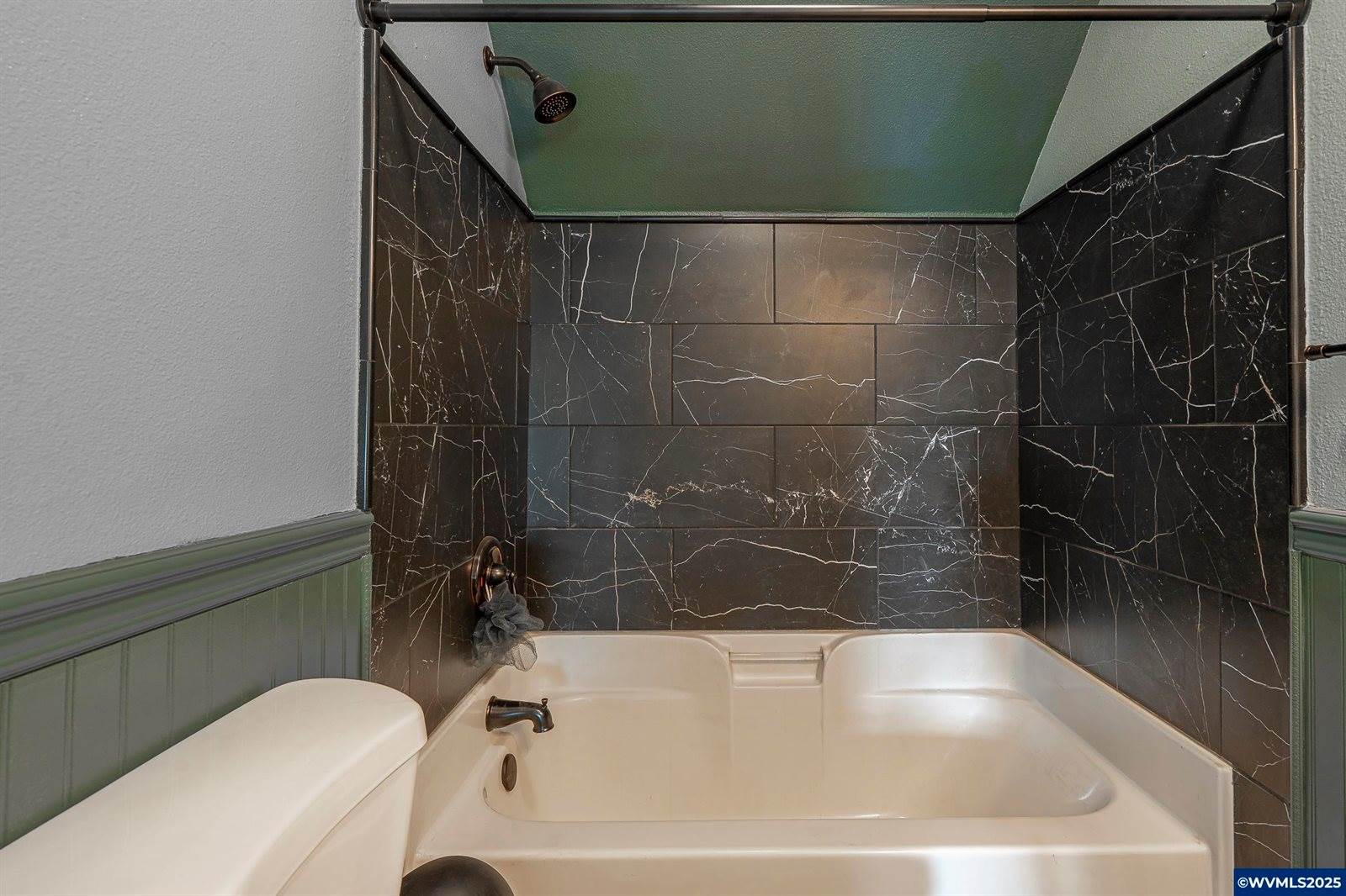 440 Tangent St, Lebanon, OR 97355