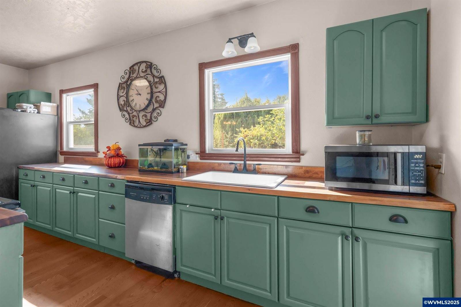 440 Tangent St, Lebanon, OR 97355