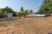 440 Tangent St, Lebanon, OR 97355
