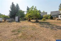440 Tangent St, Lebanon, OR 97355