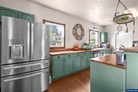 440 Tangent St, Lebanon, OR 97355