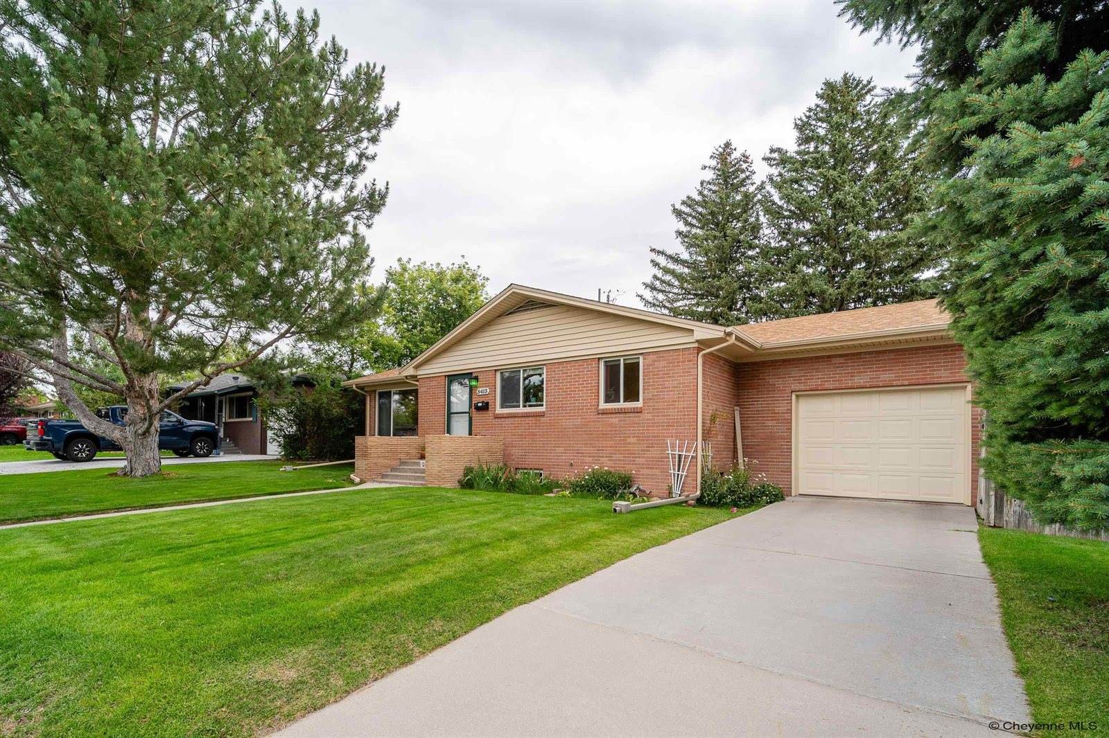 5413 Frederick Dr, Cheyenne, WY 82009