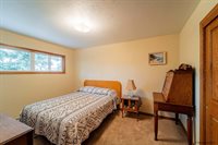 5413 Frederick Dr, Cheyenne, WY 82009
