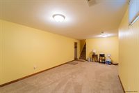 5413 Frederick Dr, Cheyenne, WY 82009