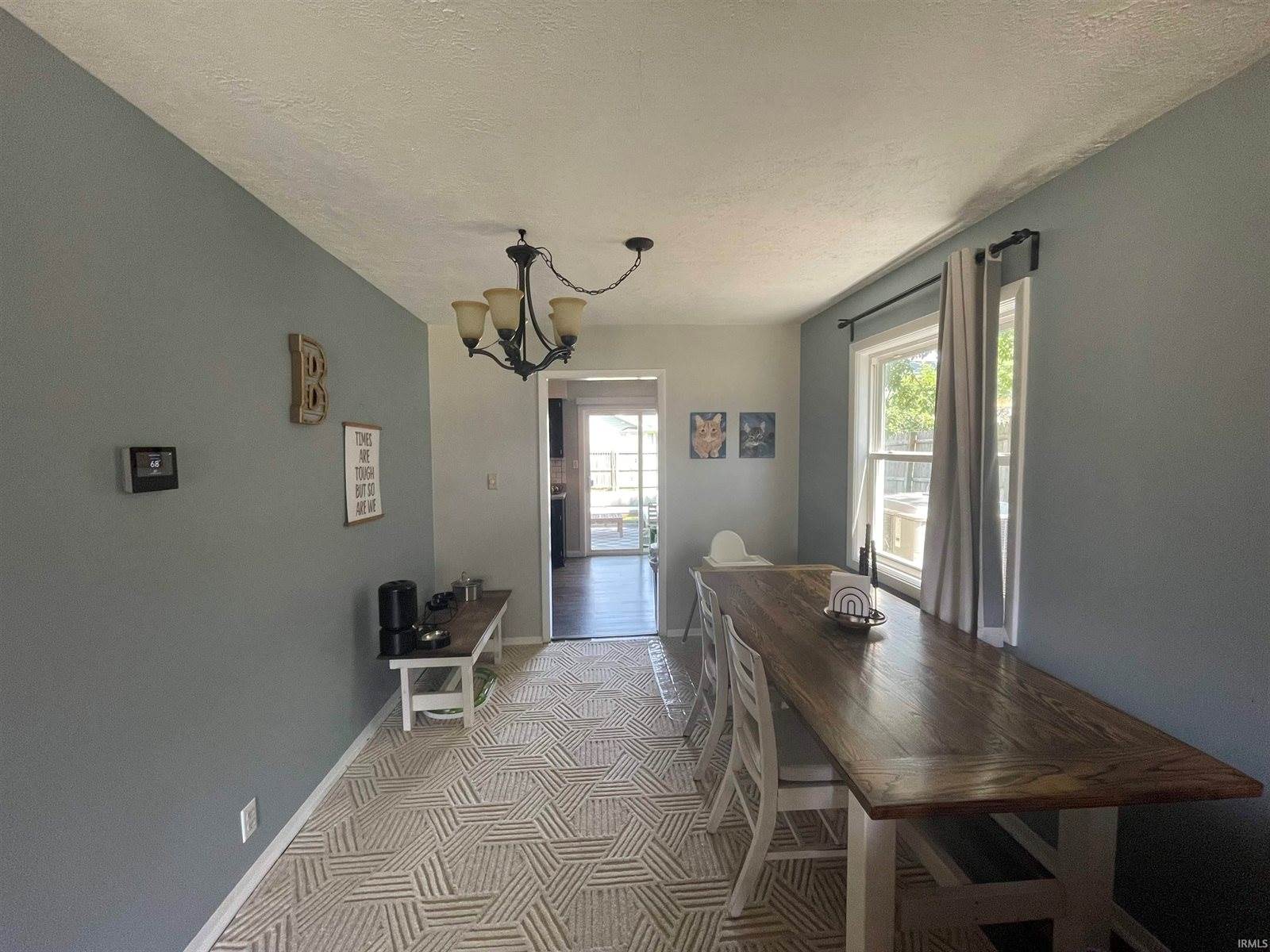 400 W Skyway Drive, Muncie, IN 47303