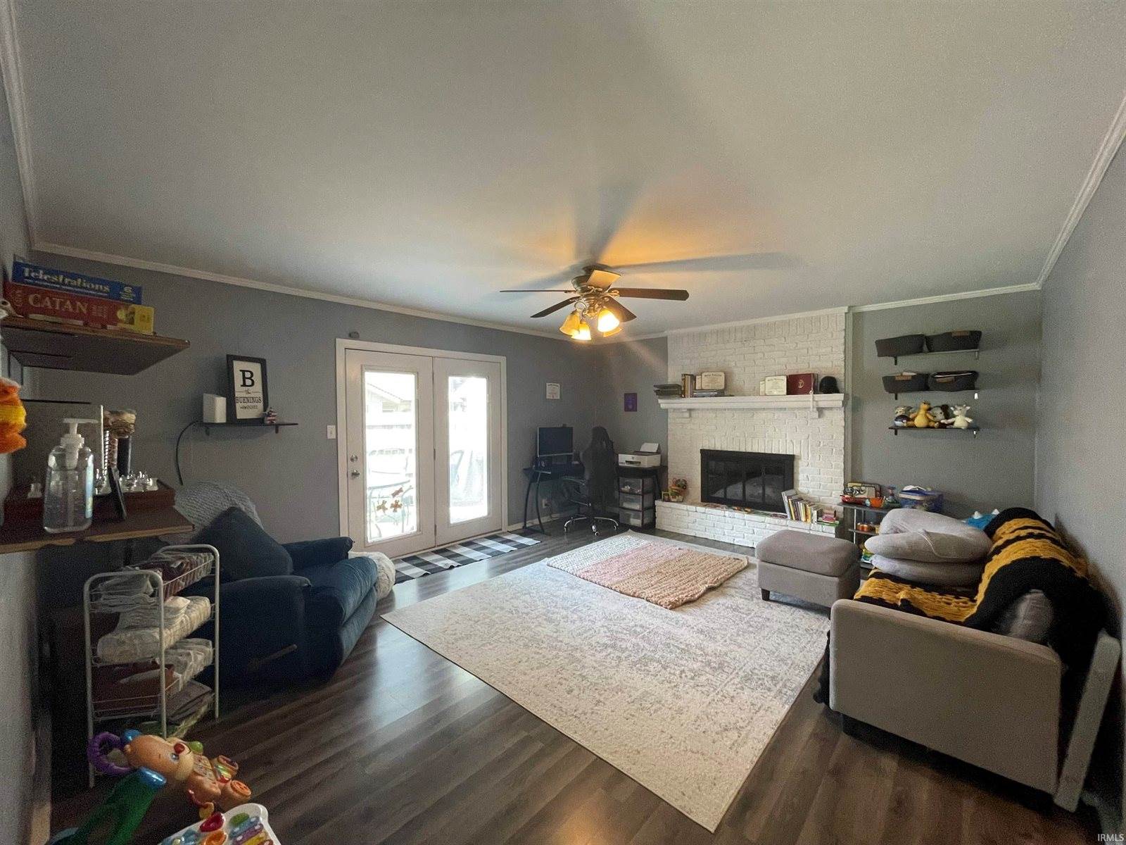 400 W Skyway Drive, Muncie, IN 47303