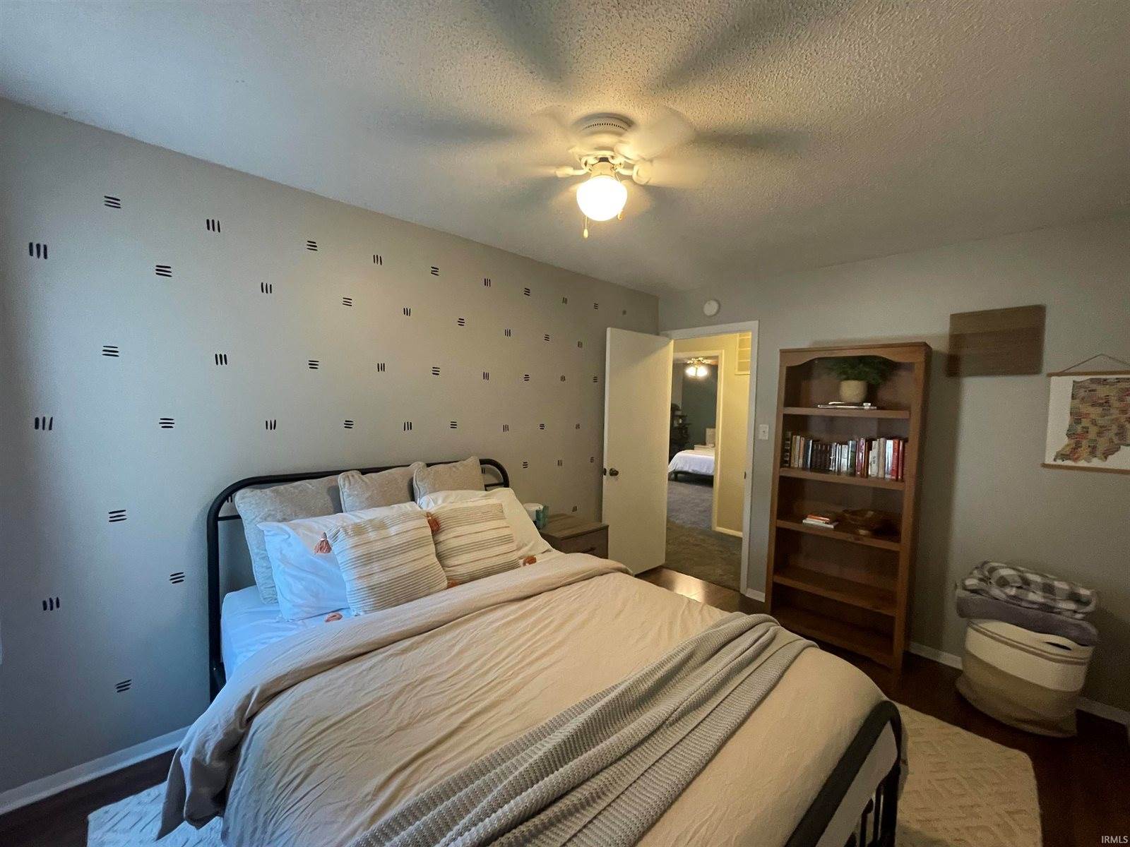 400 W Skyway Drive, Muncie, IN 47303