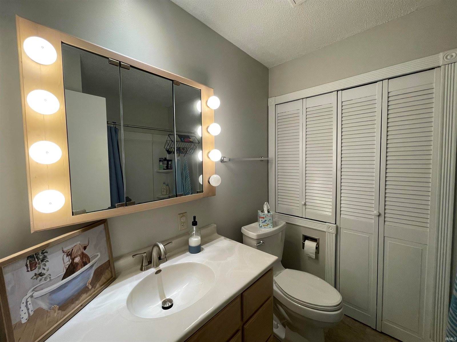 400 W Skyway Drive, Muncie, IN 47303