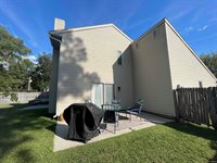 400 W Skyway Drive, Muncie, IN 47303