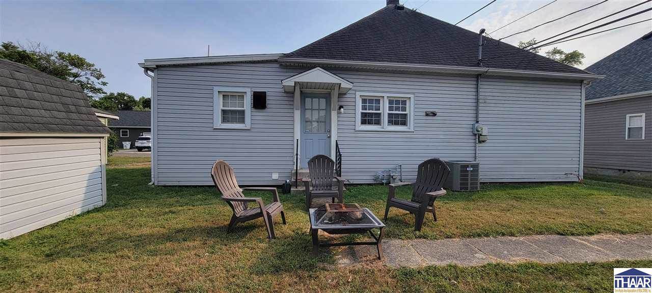 323 Eureka, Clinton, IN 47842