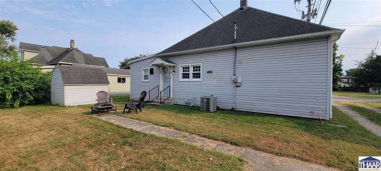 323 Eureka, Clinton, IN 47842