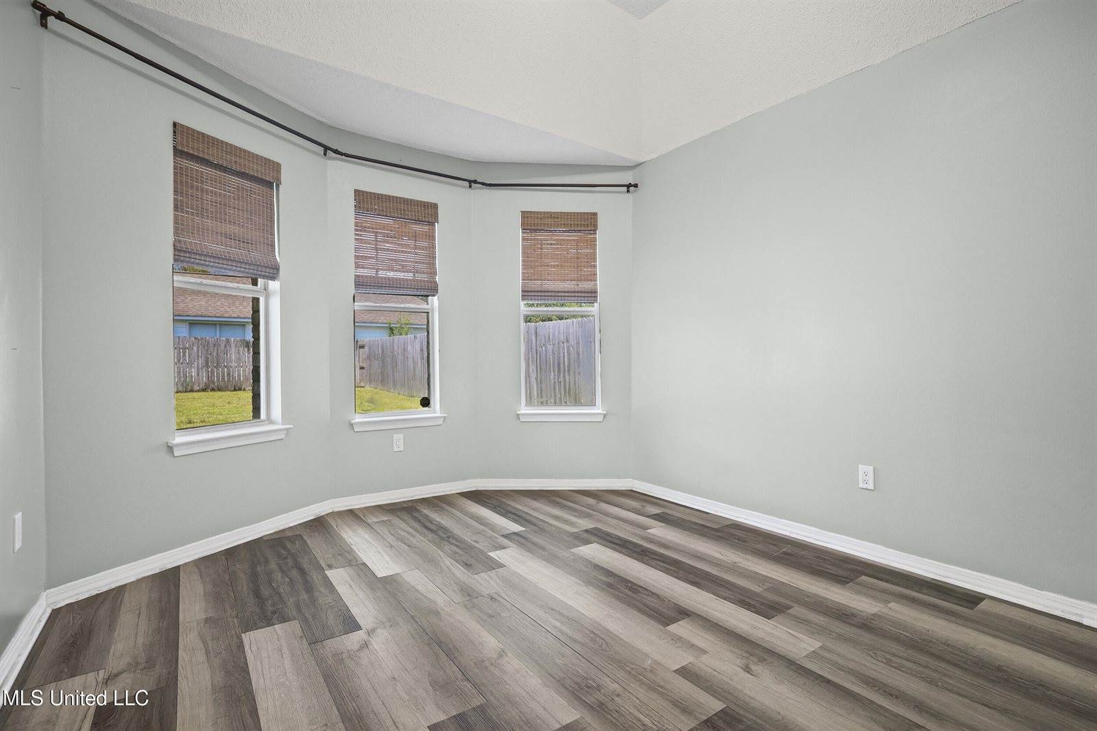 1920 Brookdale Street, Biloxi, MS 39532