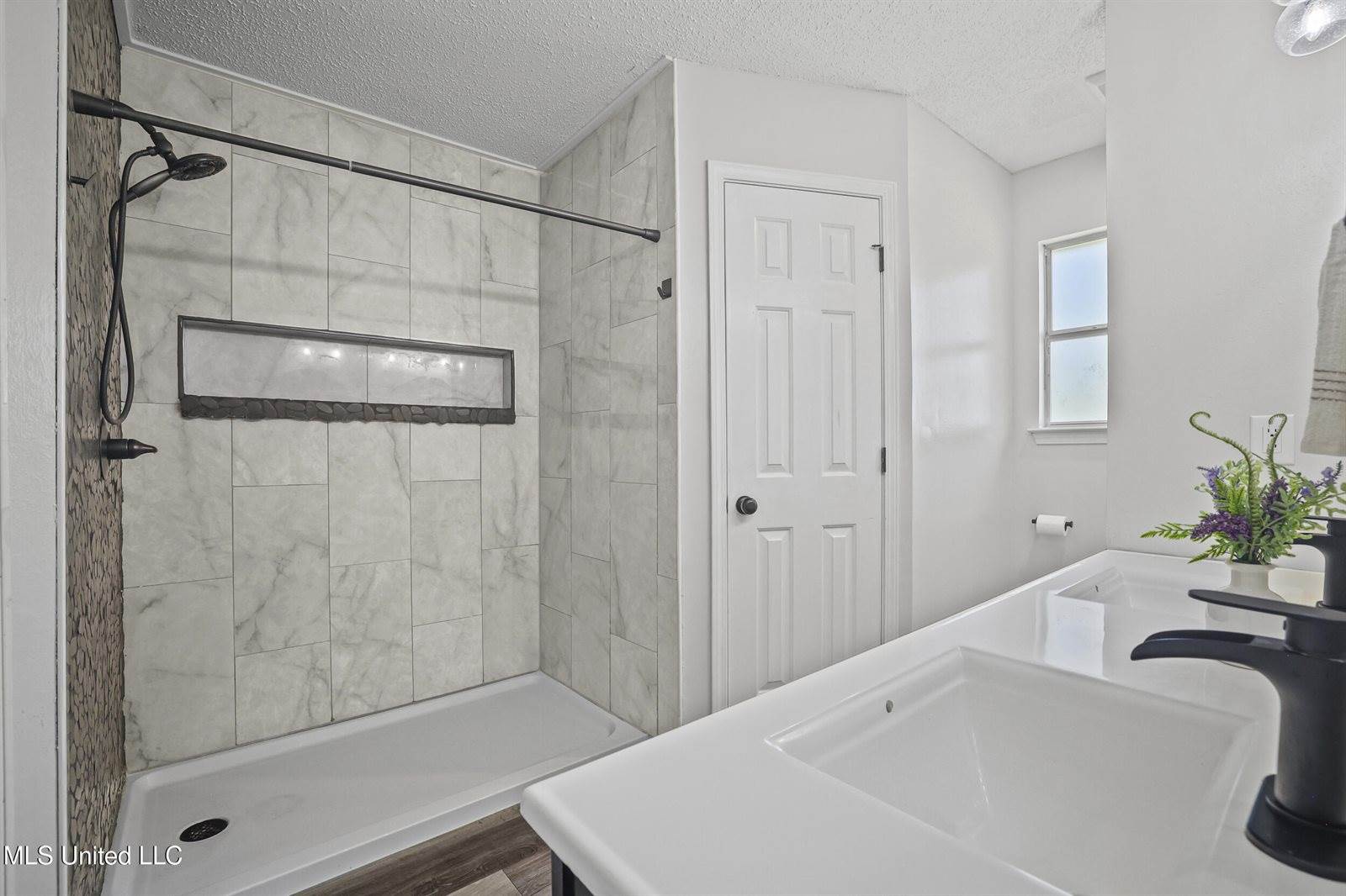 1920 Brookdale Street, Biloxi, MS 39532