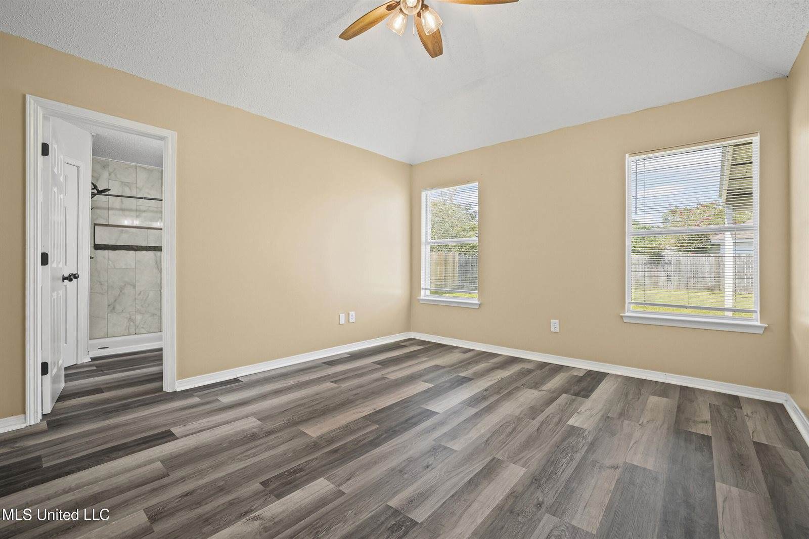 1920 Brookdale Street, Biloxi, MS 39532