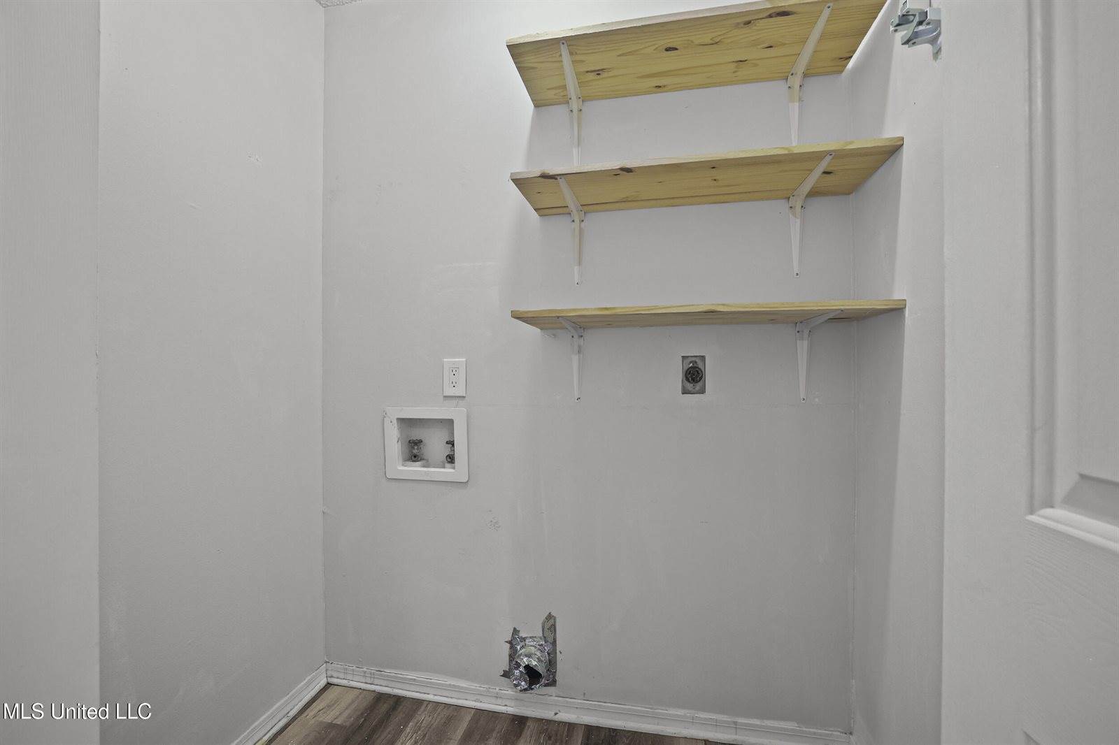 1920 Brookdale Street, Biloxi, MS 39532