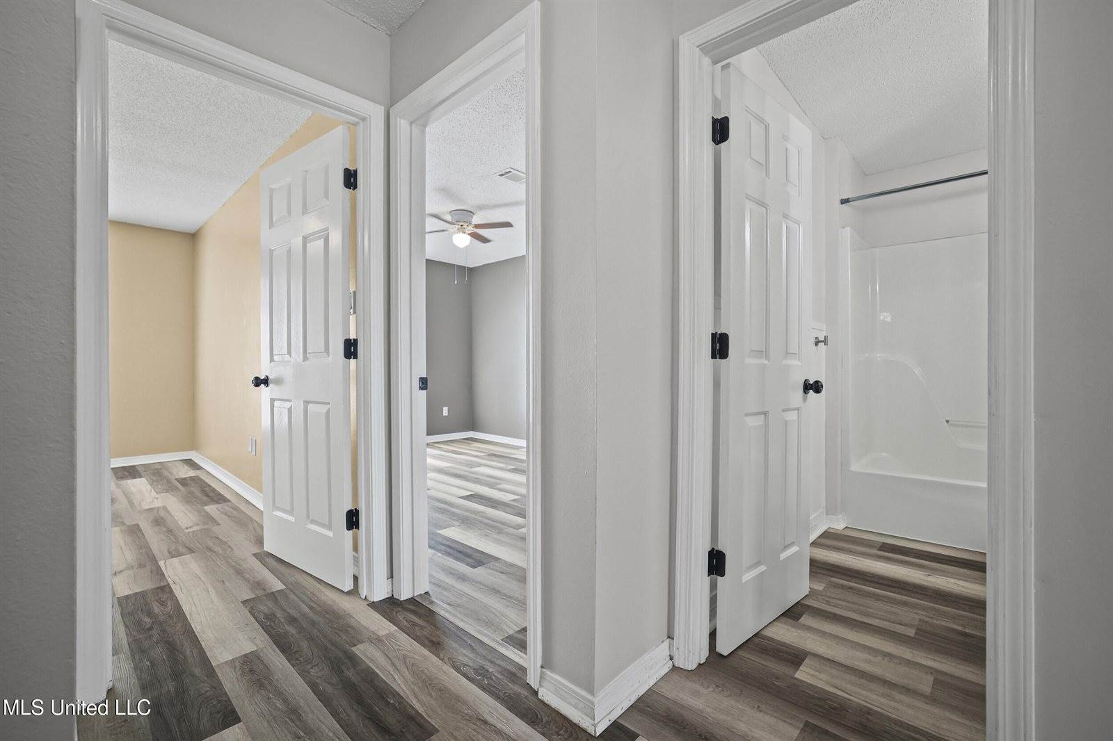 1920 Brookdale Street, Biloxi, MS 39532