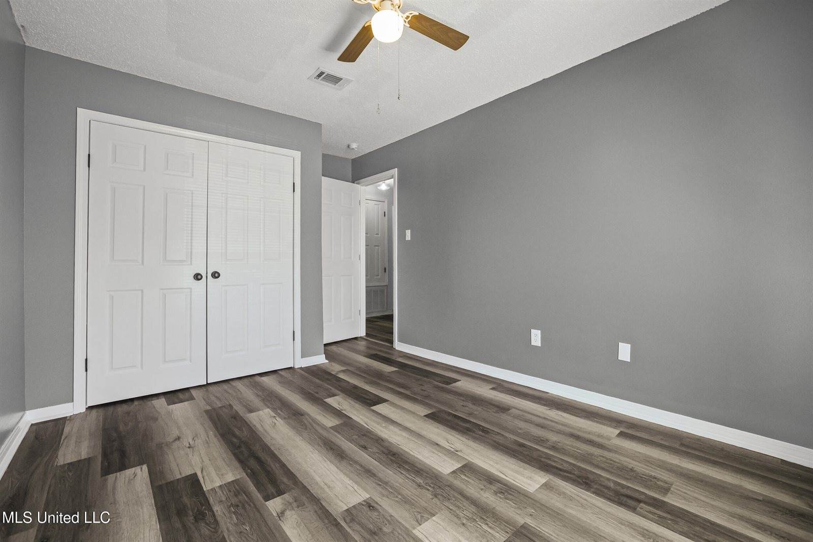 1920 Brookdale Street, Biloxi, MS 39532