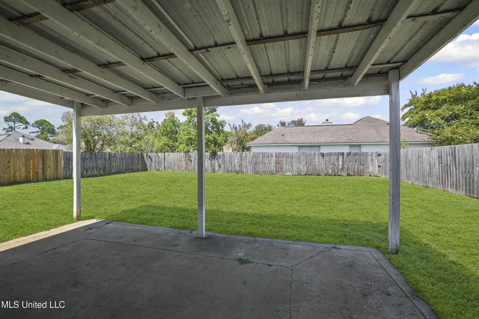 1920 Brookdale Street, Biloxi, MS 39532