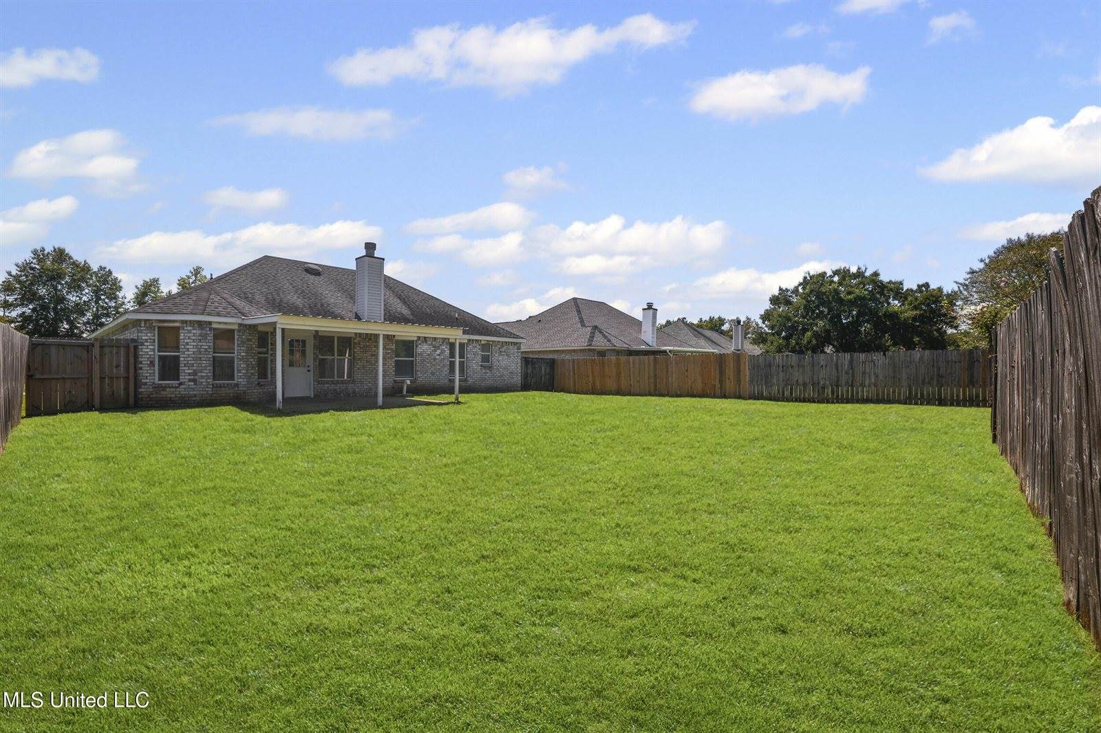 1920 Brookdale Street, Biloxi, MS 39532