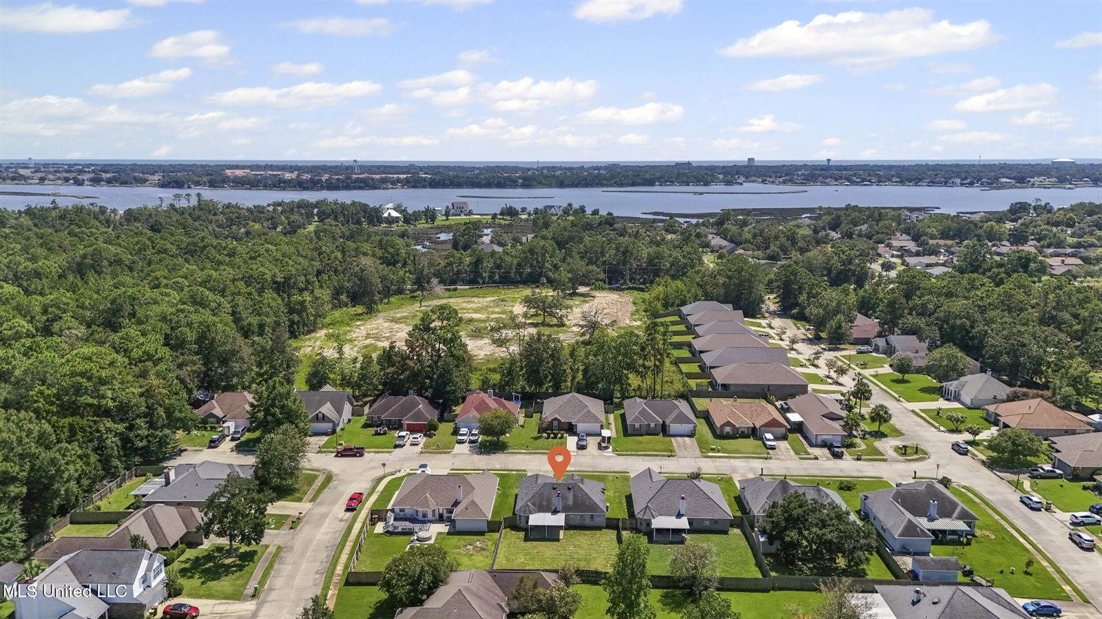 1920 Brookdale Street, Biloxi, MS 39532