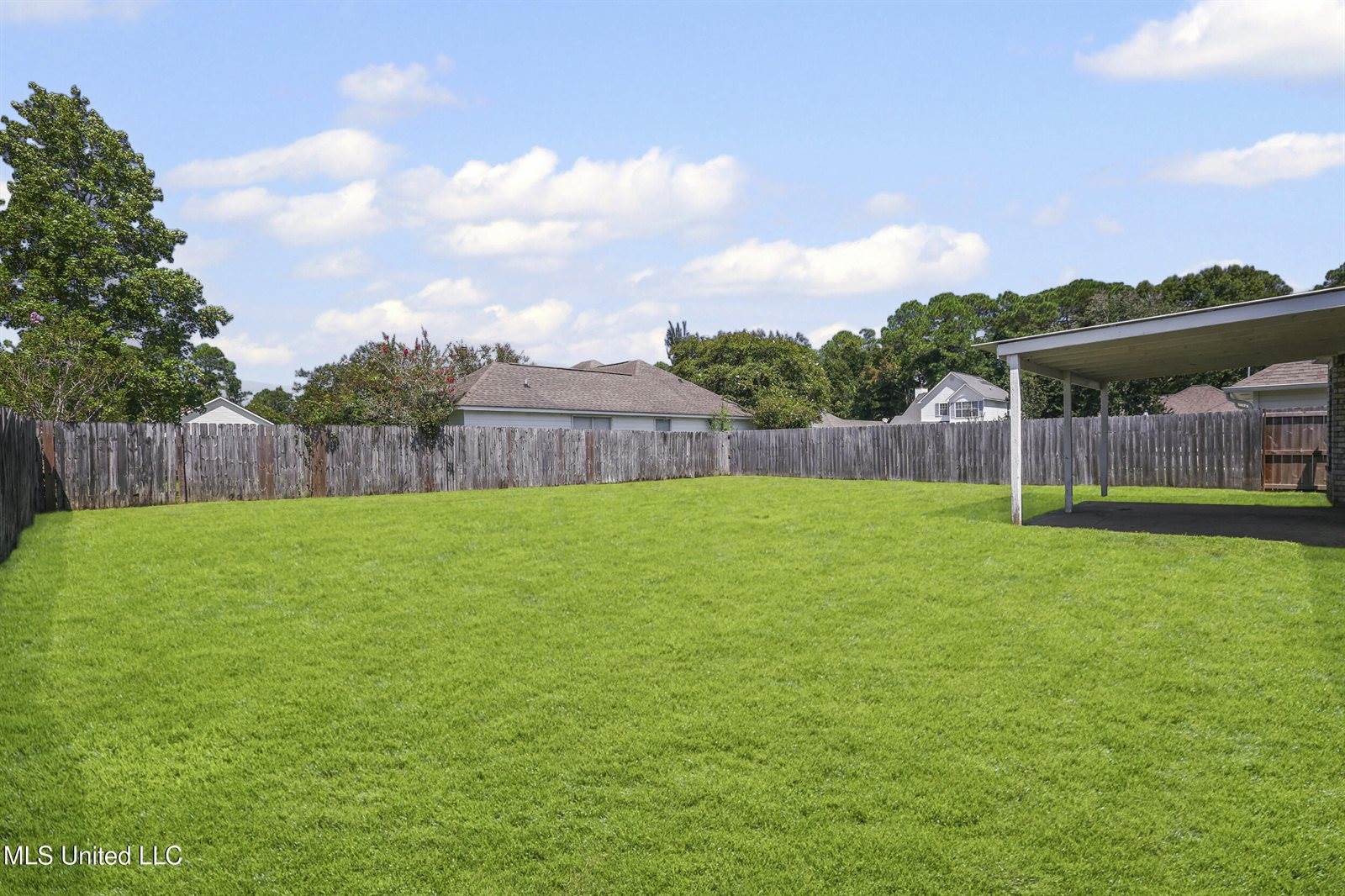 1920 Brookdale Street, Biloxi, MS 39532