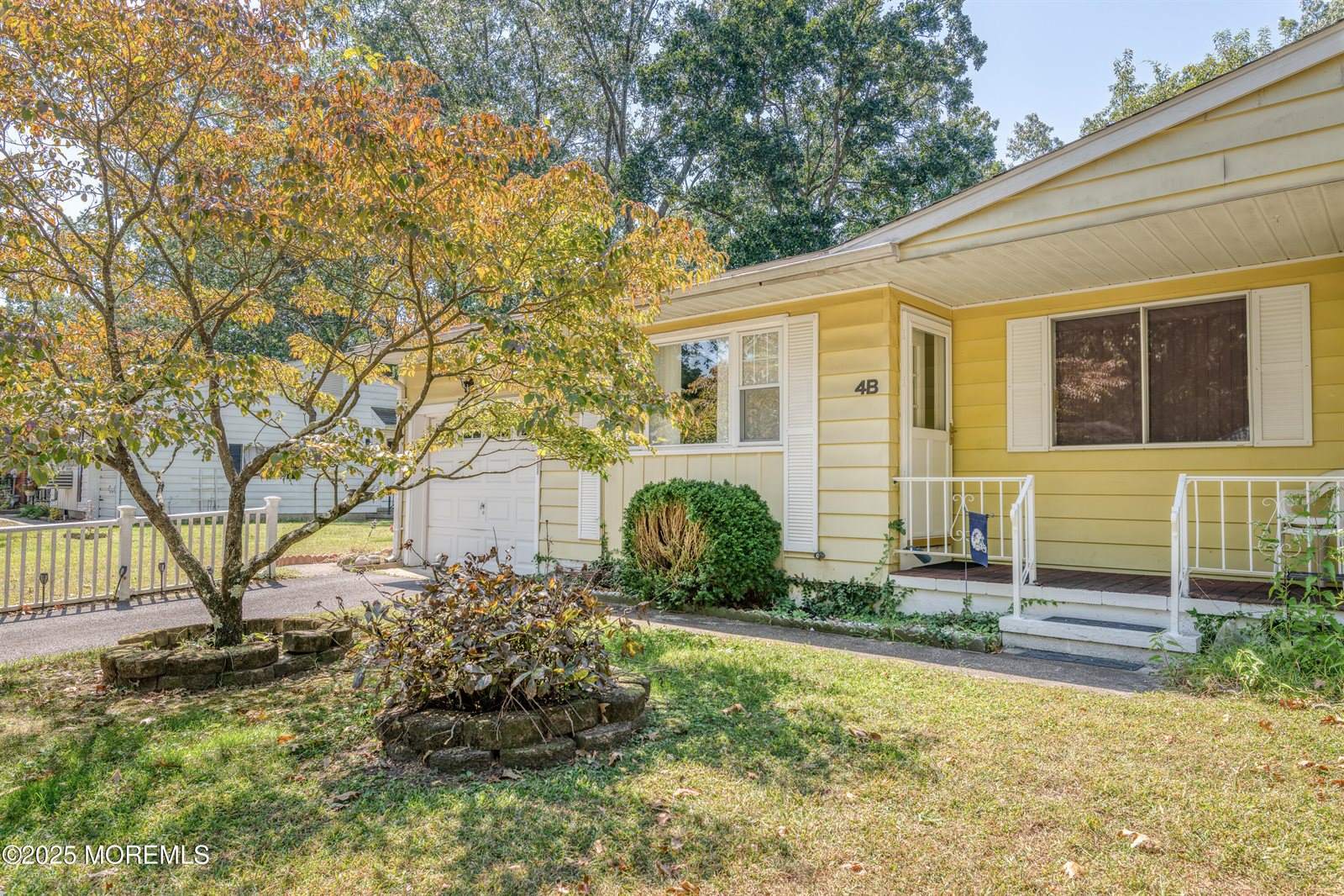 4 California Drive, Whiting, NJ 08759